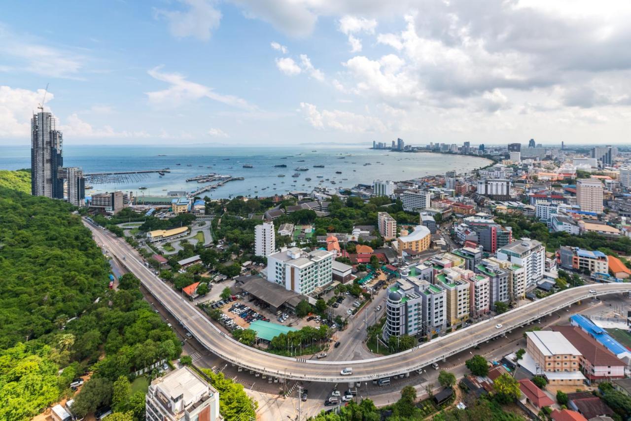 Appartamento Unixx By The Sea Pattaya Esterno foto